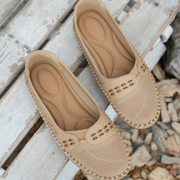 Everyday flats on a plain background.