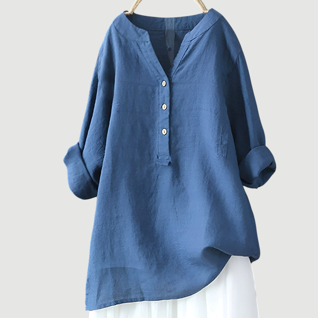 Relaxed everyday top with a plain background.