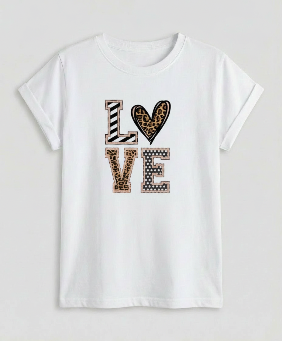 Relaxed summer T-shirt paired with casual styling.