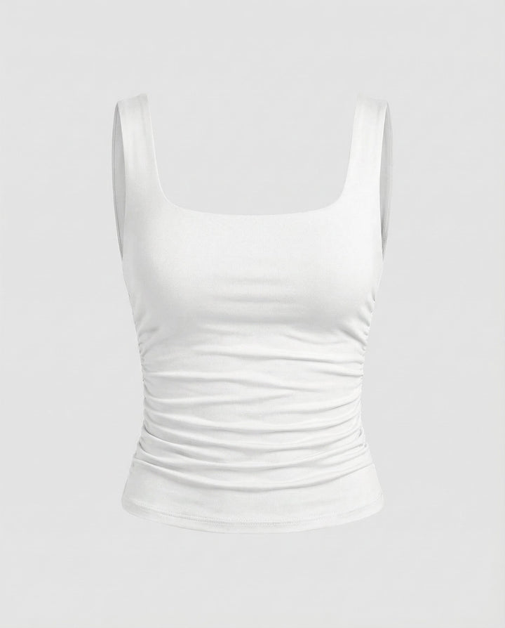 Soft fitted top with a modern silhouette.