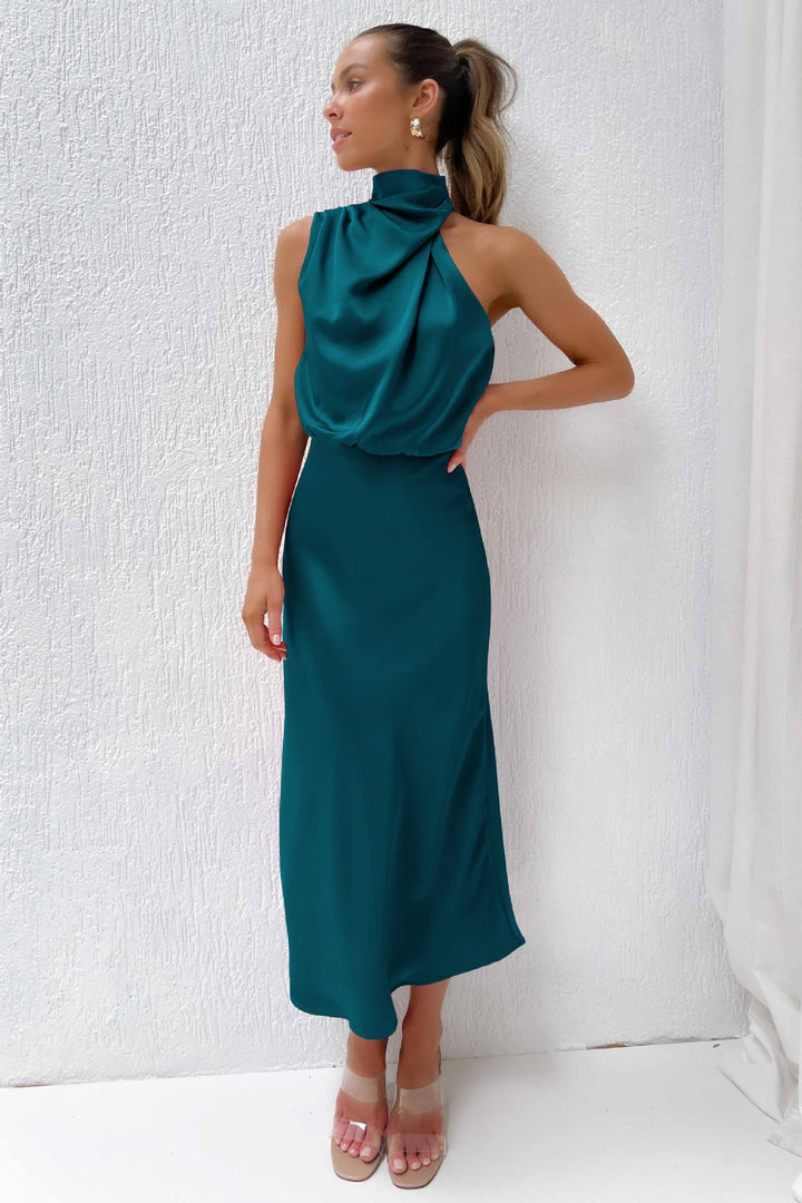 Female model in a versatile daily wear outfit with flowing movement.