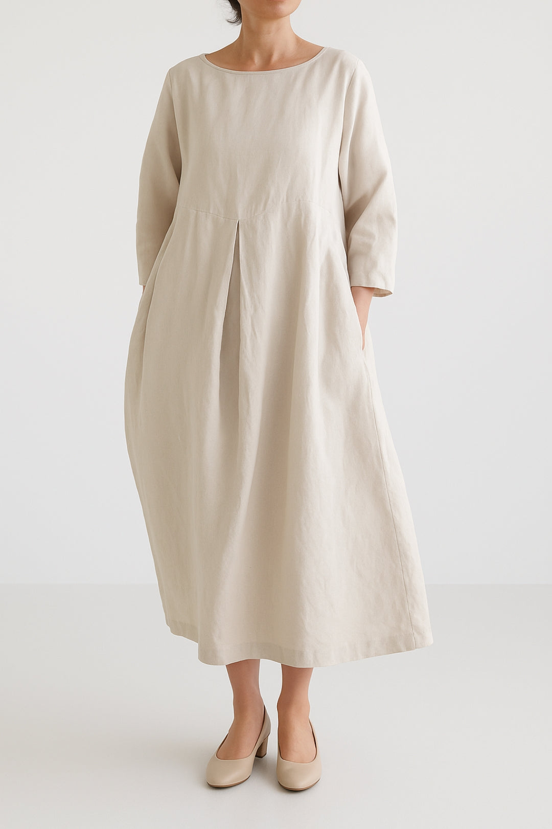 Fredja | Relaxed Pleated Midi Dress