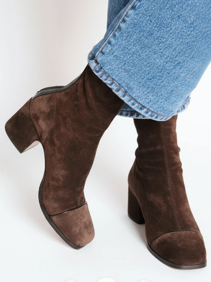 Celana | Women's STYLISH HEELED BOOTS — Dark brown