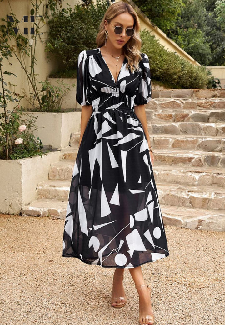 Kalibelle | V-Neck Floral Wedding Guest Dress