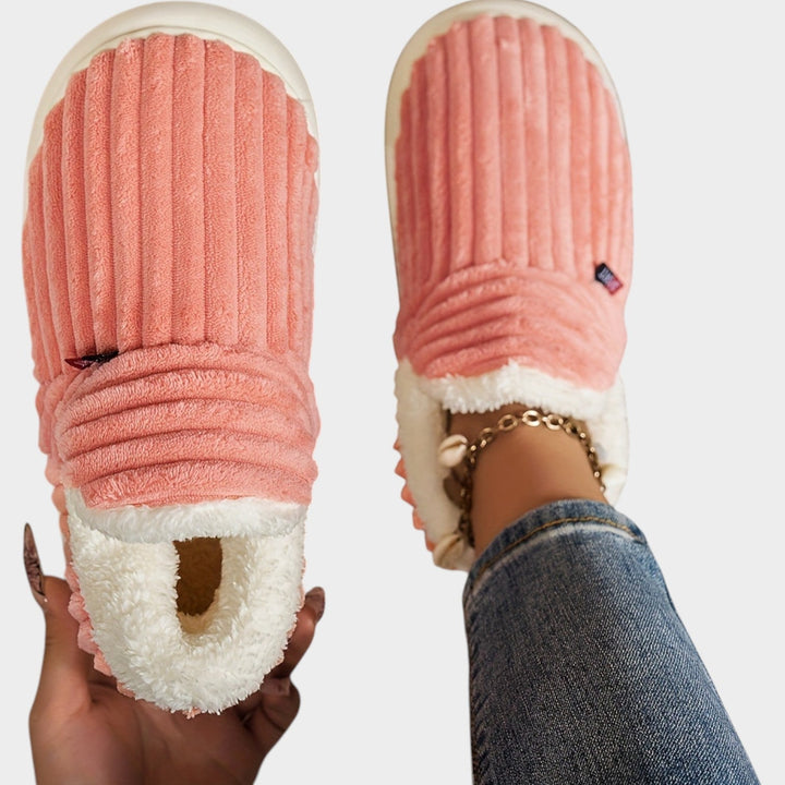 Kelvora | Women's Fleece-Lined Plush Non-Slip Slippers