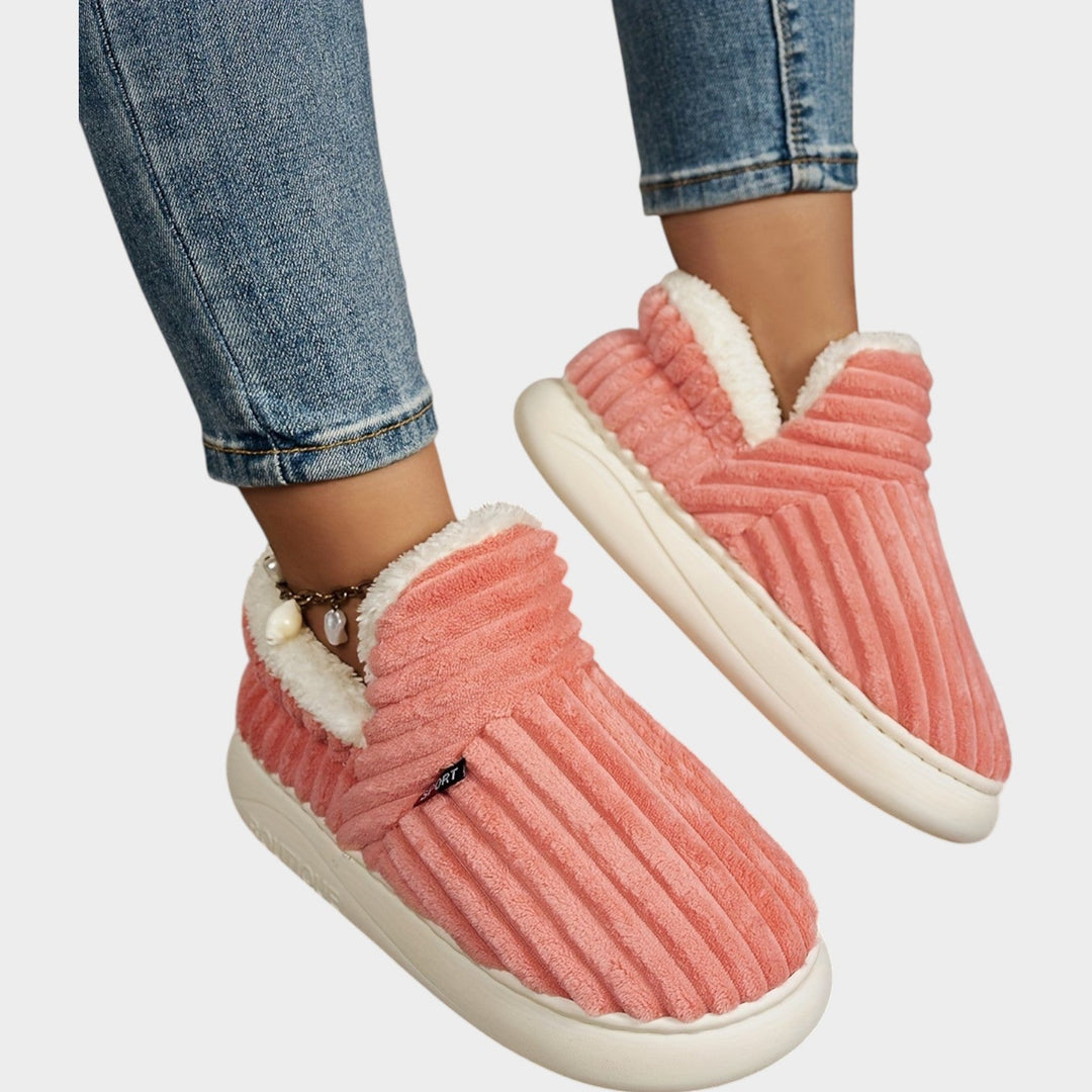 Kelvora | Women's Fleece-Lined Plush Non-Slip Slippers