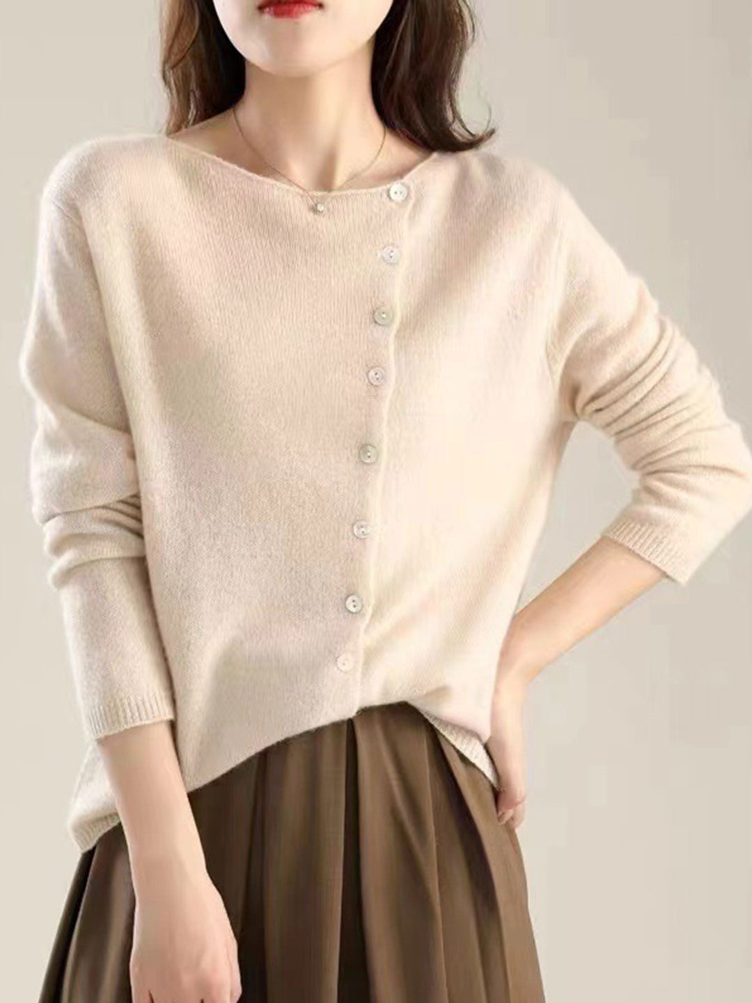 Lisetteetta | Women's Knit V Neck Button Closure