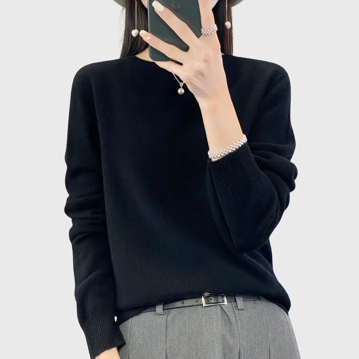 Livoura | Women's Knit Cozy Warm sweater for cold days — Black