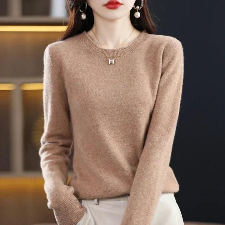 Nerinlise | Women's Cozy Classic and Comfortable Cashmere Crew Neck Sweater — Deep Camel