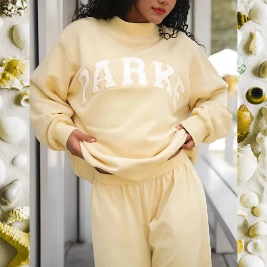 Nevaeen | Women's Knit Oversized Graphic Crew Neck Long Sleeve Sweater