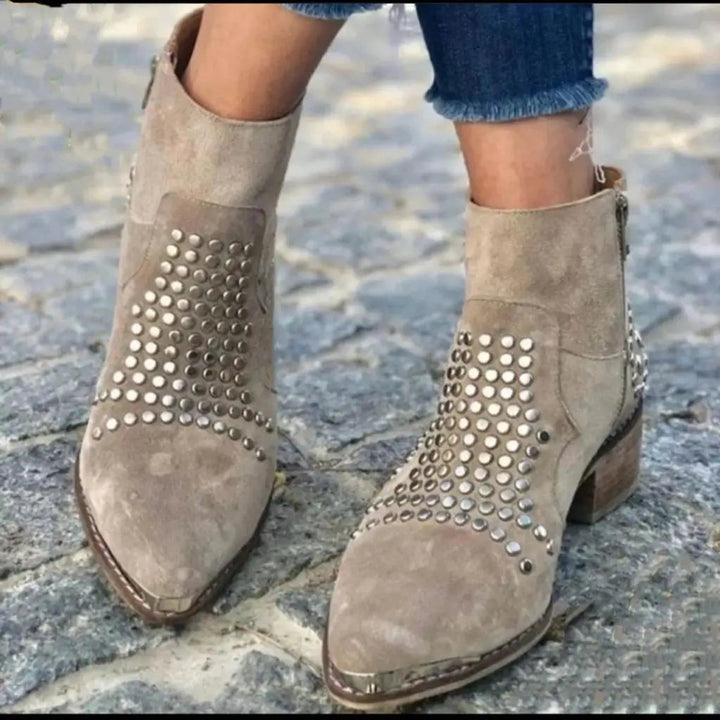 Odeldessa | Women's Studded Pointed Block Heel Boots — Grey