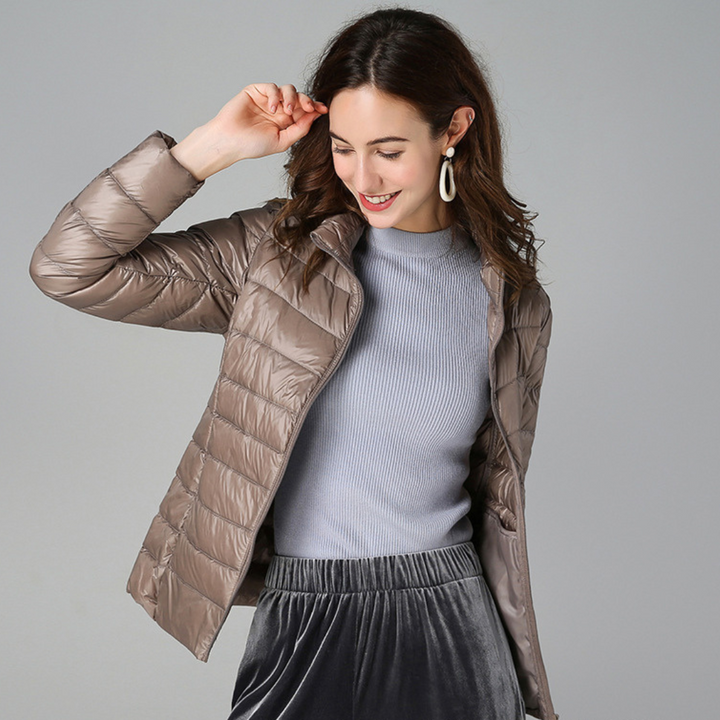 Perlalia | Women's Packable Down Jacket – Ultra-Light Puffer Jacket — 2