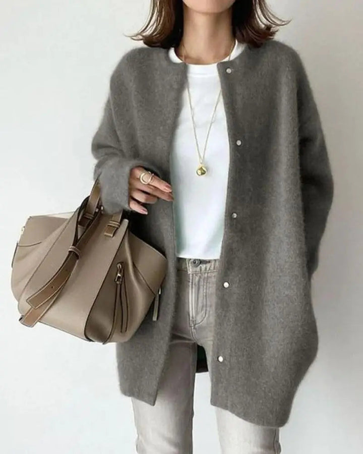 Perloura | Women's Cozy Wool Blend Cardigan with Deep Pockets in a Relaxed Fit — Grey
