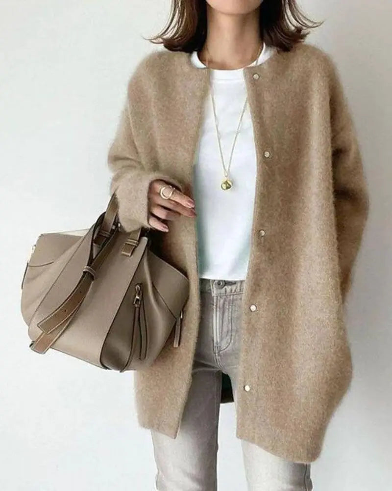 Perloura | Women's Cozy Wool Blend Cardigan with Deep Pockets in a Relaxed Fit — Khaki