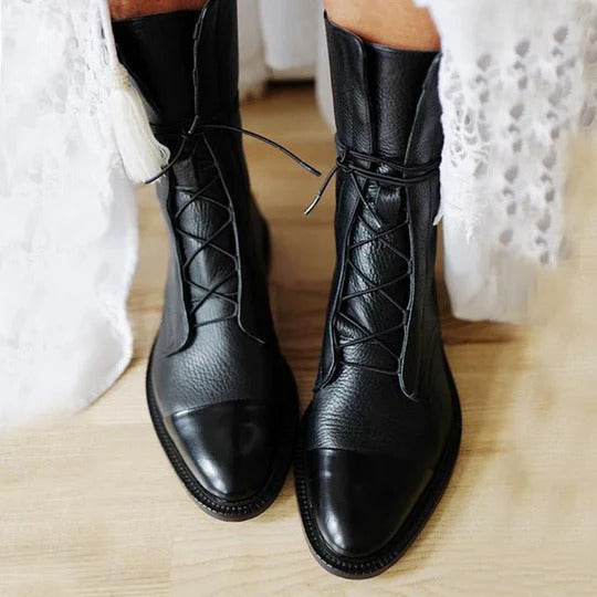 Renethvanne | Women's Vintage Heeled Ankle Boots with Lace-Up Front — 1