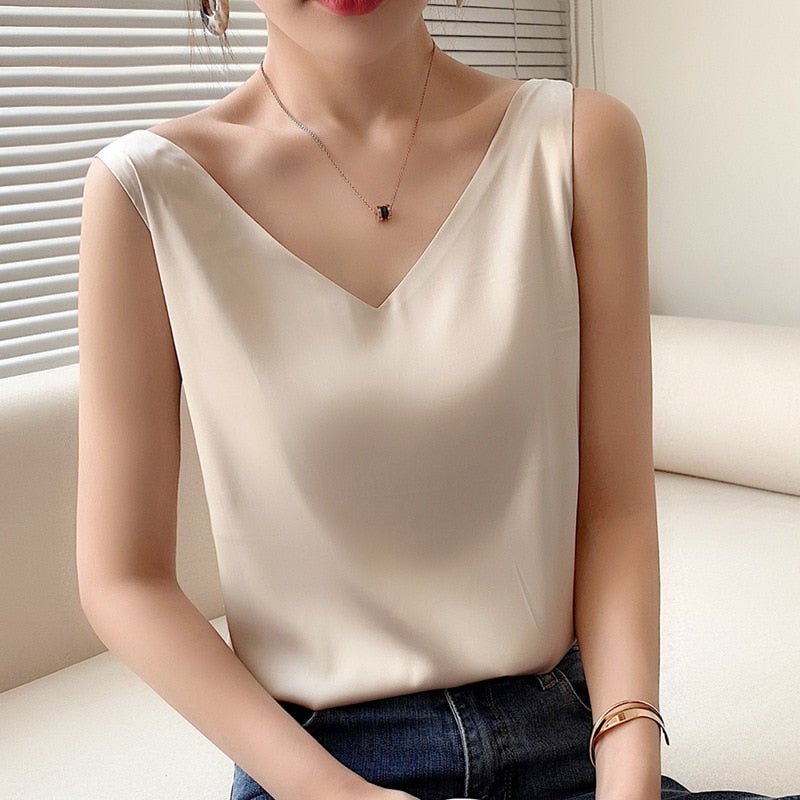 Sermora | Casual Stretch V Neck Sleeveless Satin Cami Top