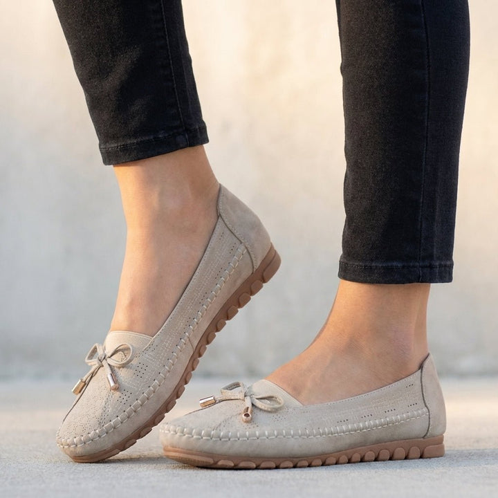 Zillavanne | Women's Orthopedic Comfort Orthopedic Loafers Slip-On Perforated Bow Comfort — Off White